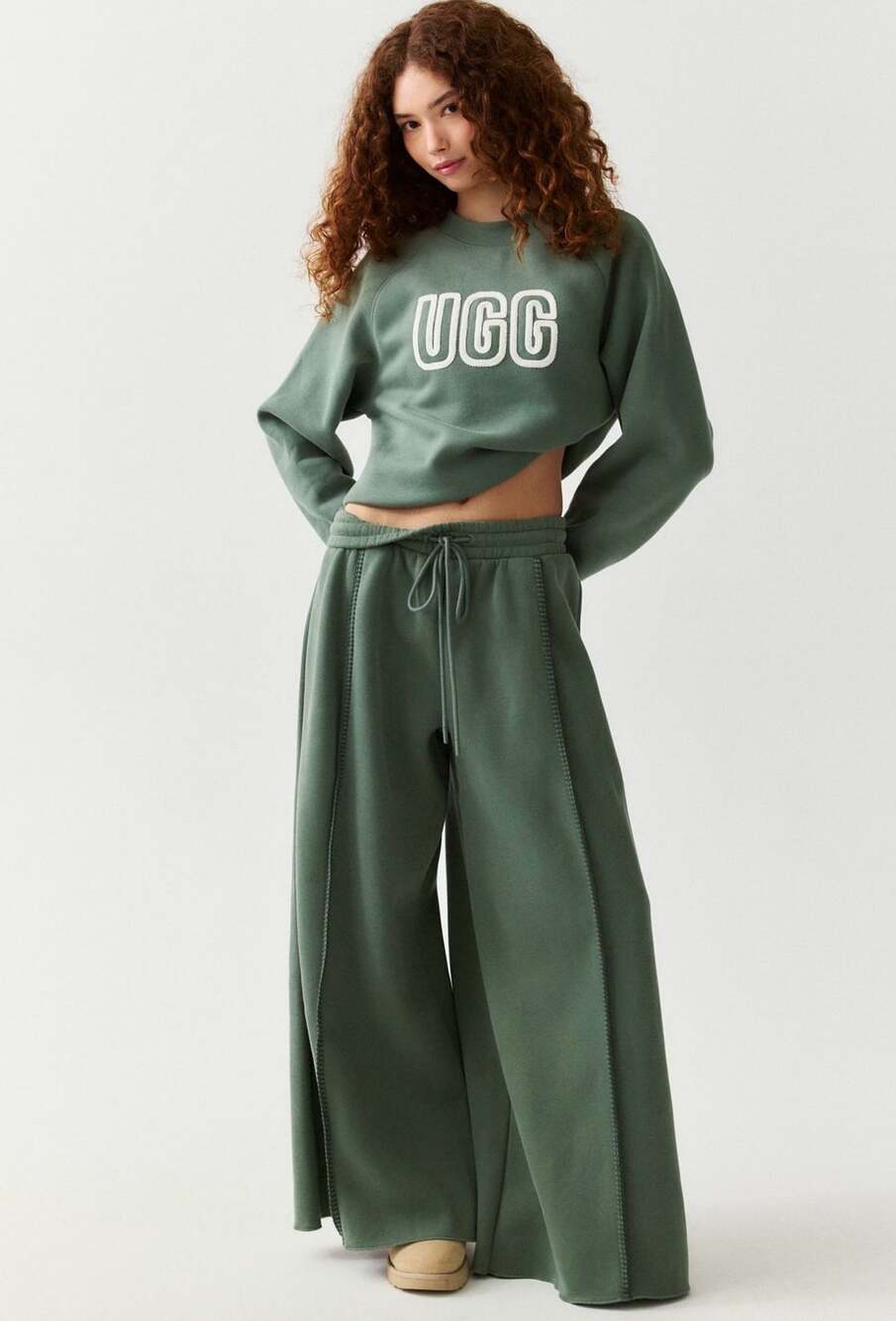 UGG Logo Crewneck Sweatshirt and Wide Leg Pant Set Green Size Medium NWT